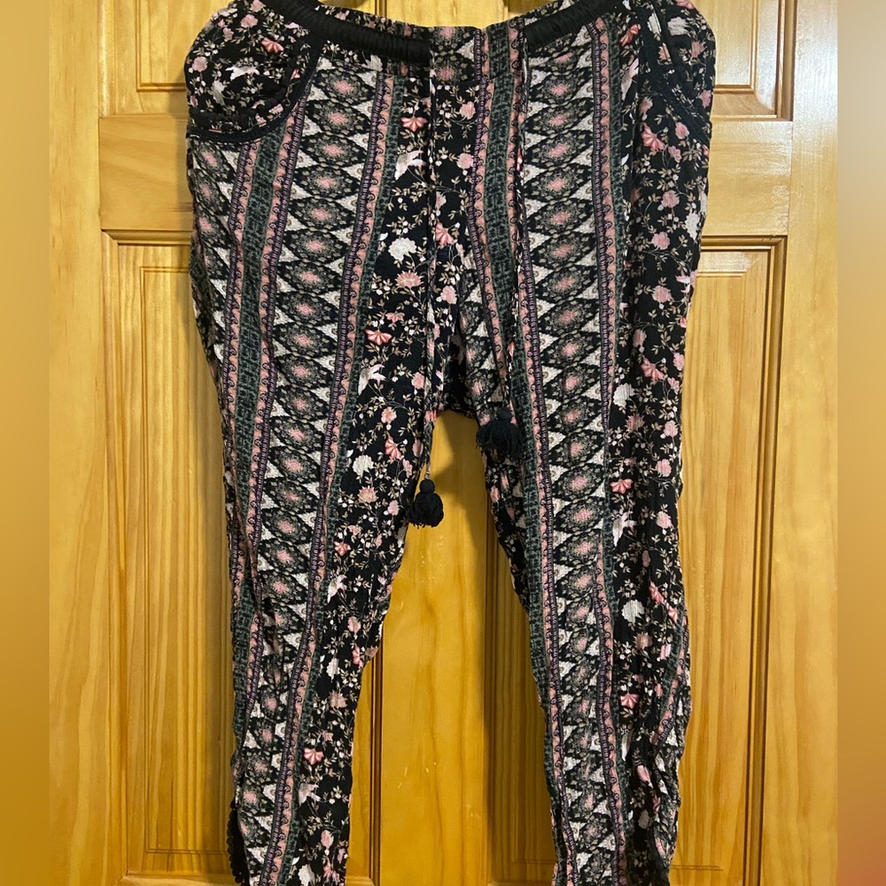 Floral flower print pants with detail trim and drawstring